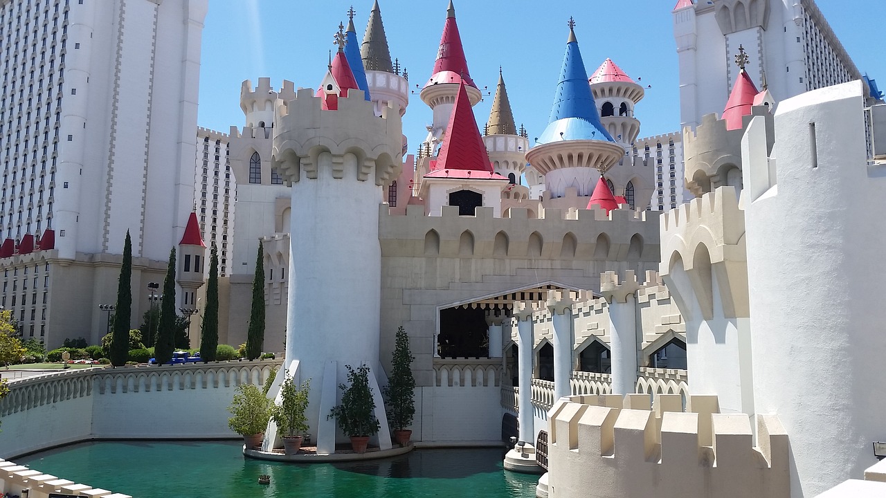 vegas castle excalibur free photo