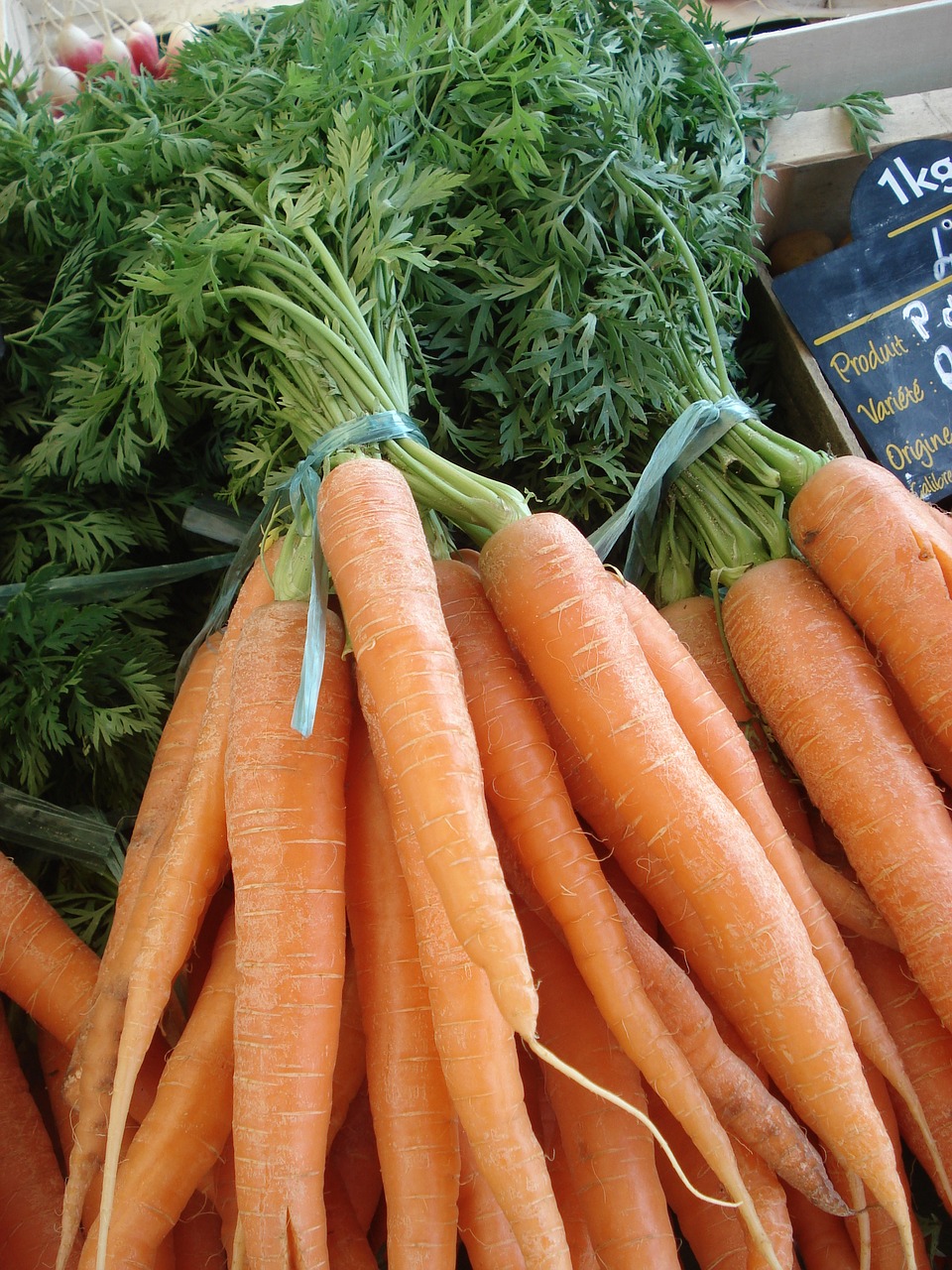 vegetables carrots market free photo