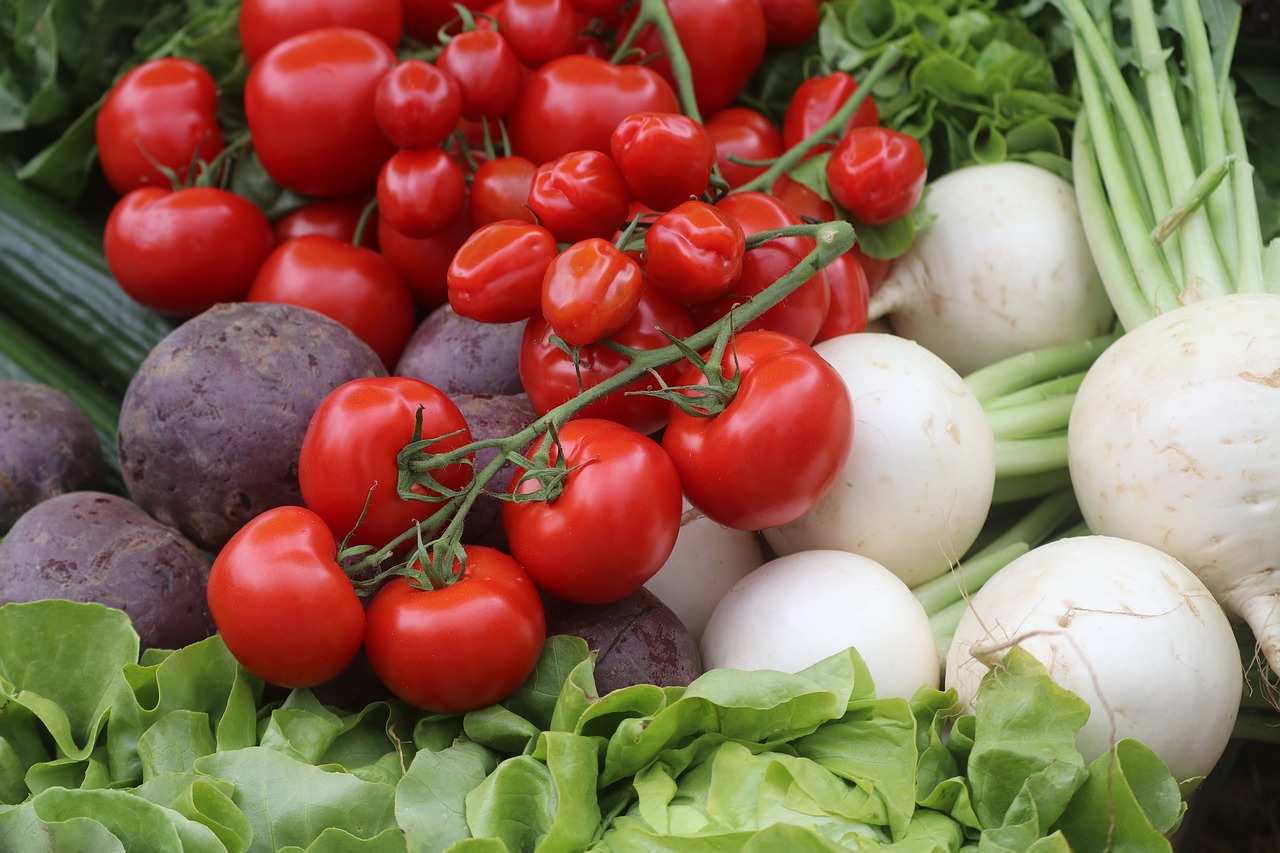 vegetables  tomatoes  food free photo