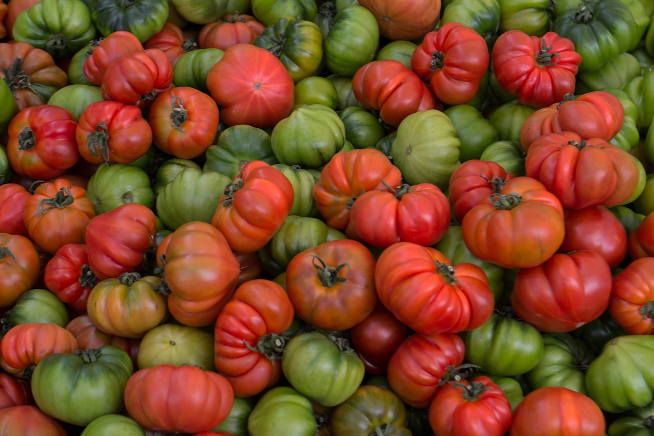 vegetables market stall tomatoes free photo