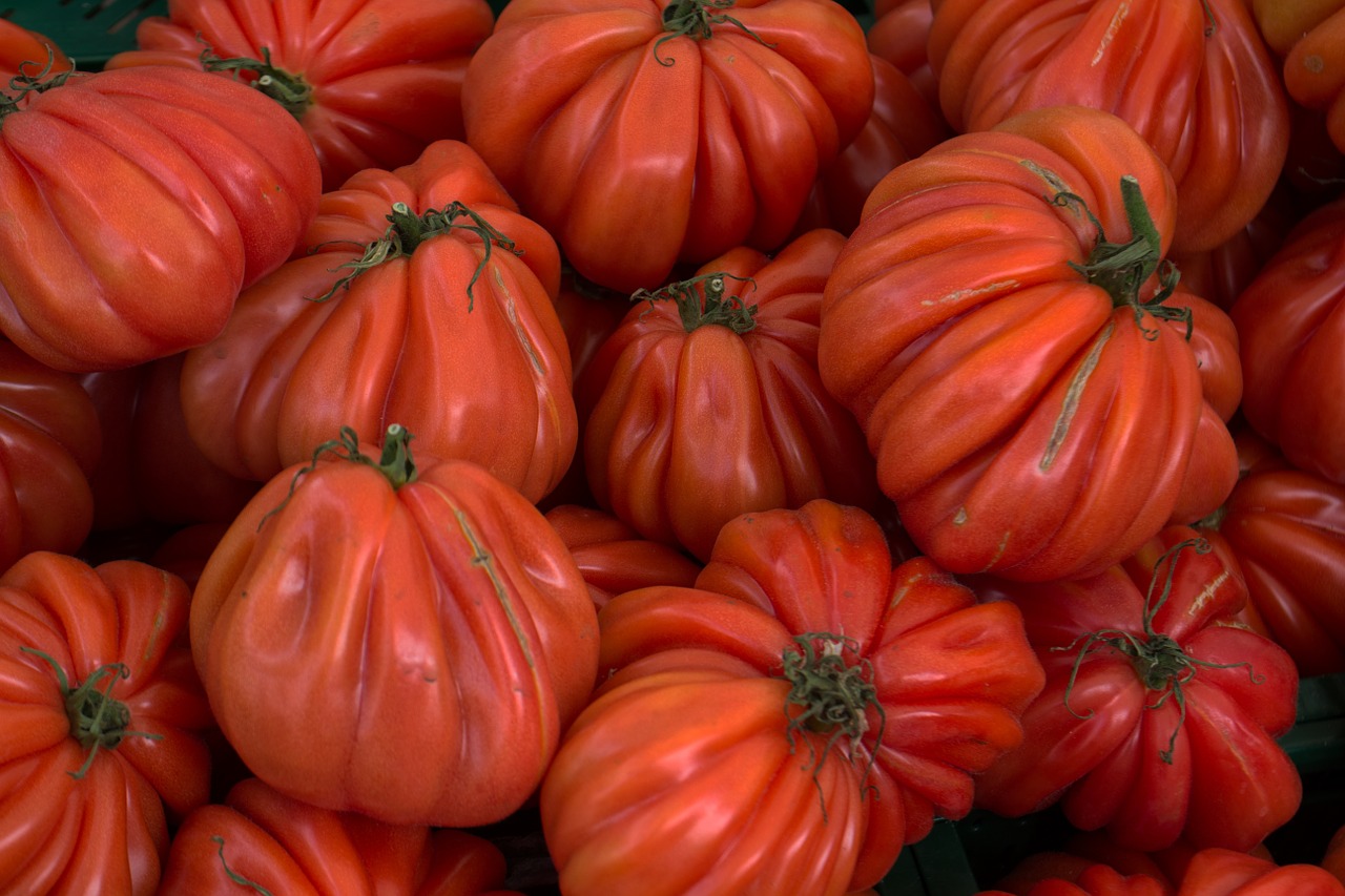 vegetables market stall tomatoes free photo