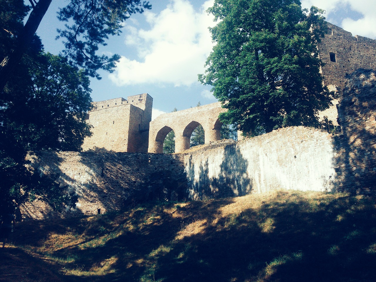 velhartice ruins bridge free photo