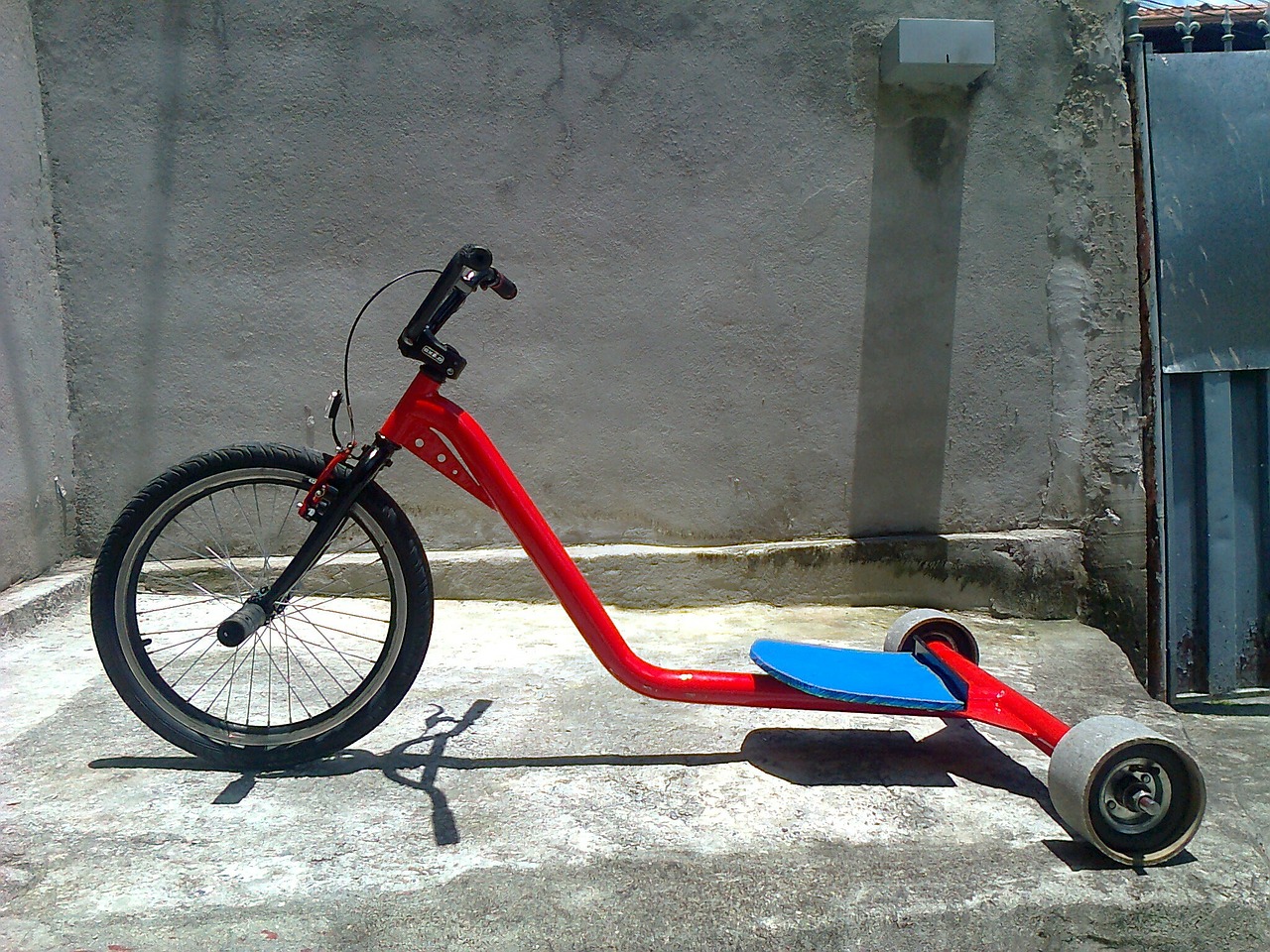 velotrol tricycle crazy free photo