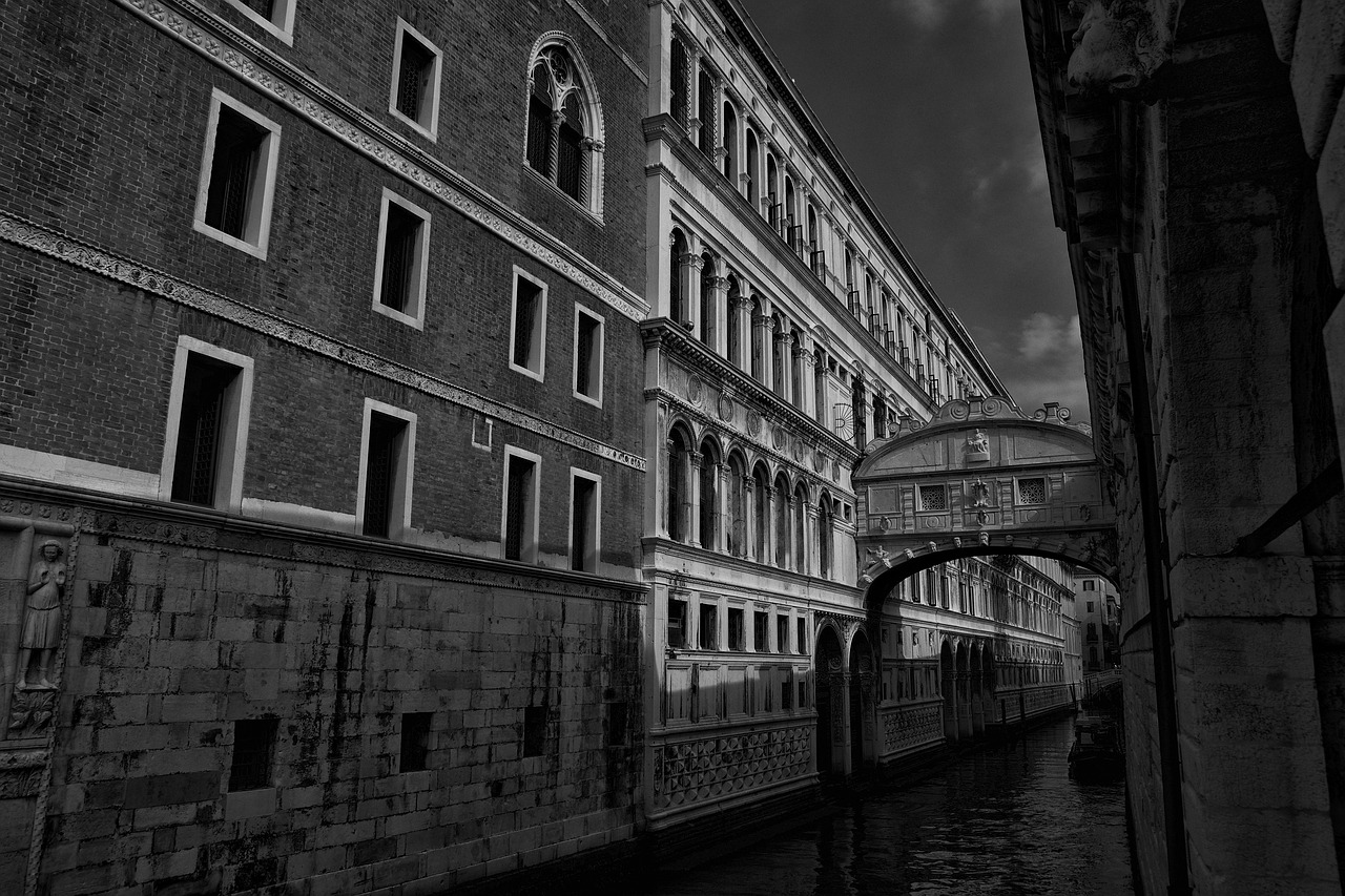 venezia channel canal grande free photo