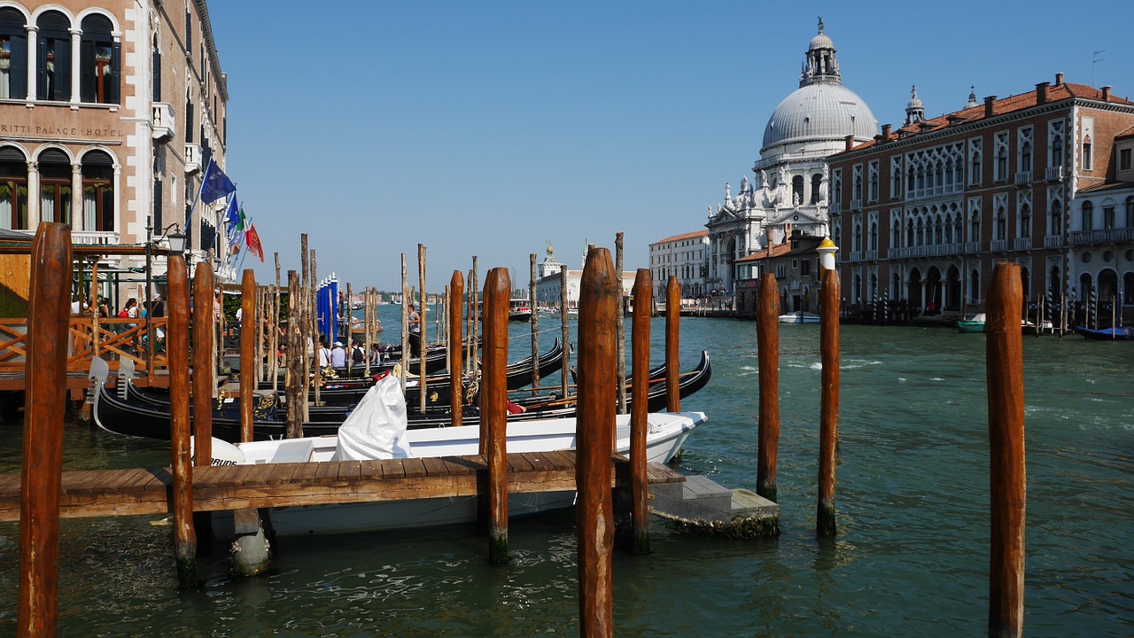 venice grand canal parking spaces free photo