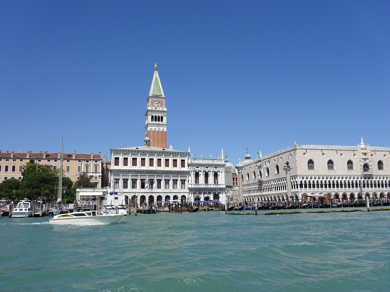 venice italy channel free photo