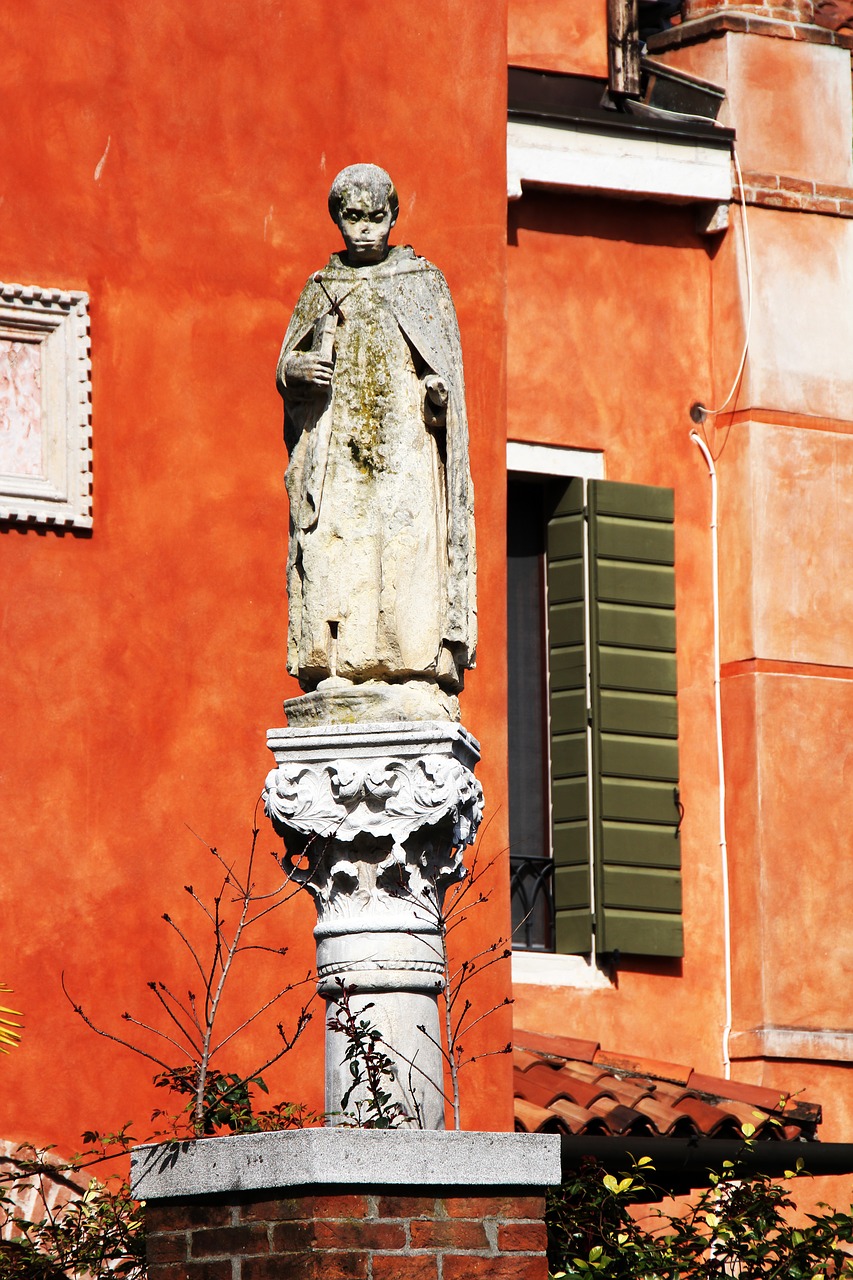 venice building st mark's square free photo