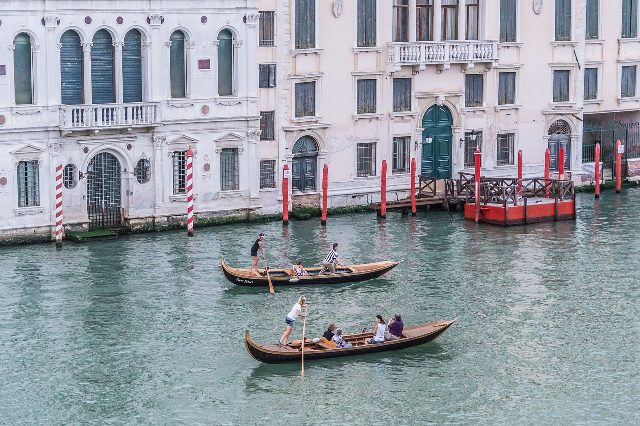 venice italy gondola free photo