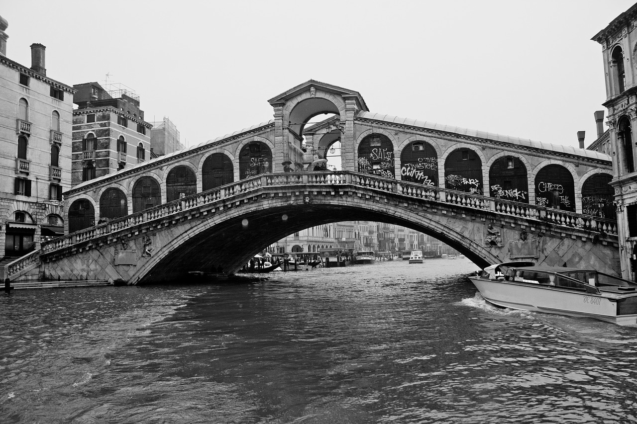 venice bridge rialto free photo