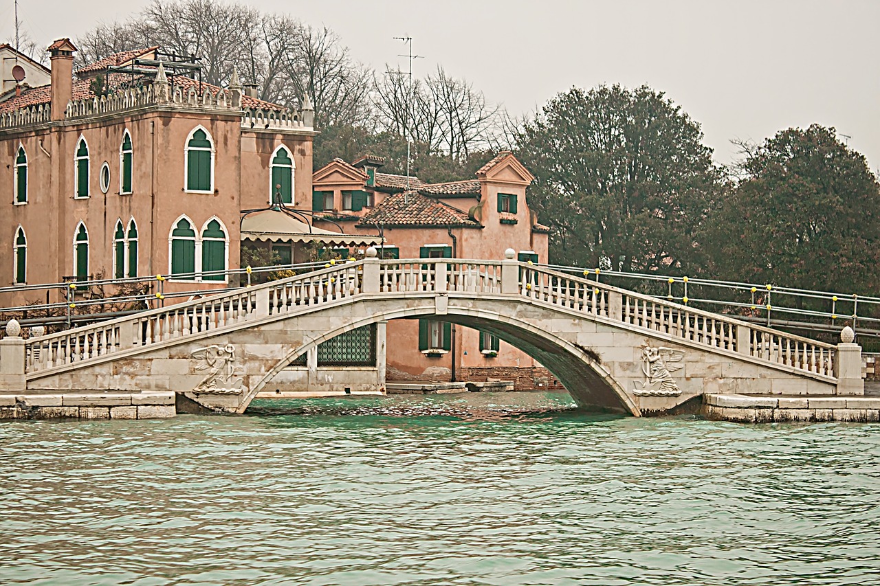 venice bridge water free photo