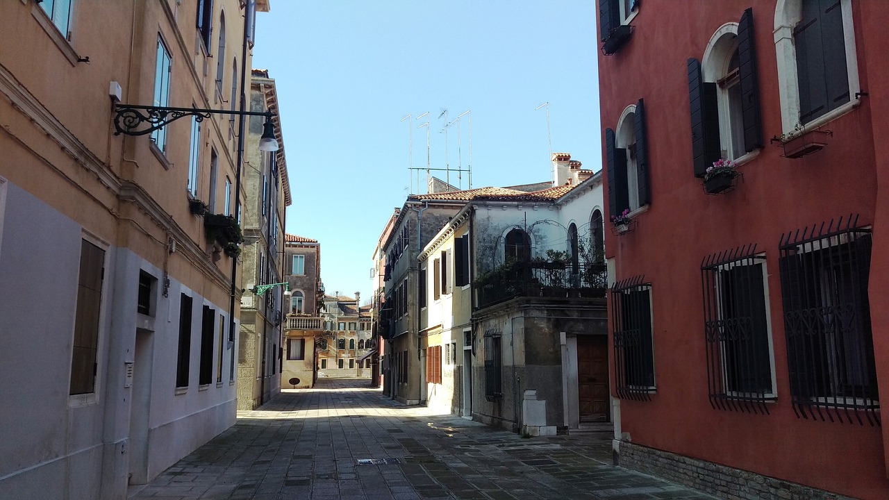 venice italy homes free photo