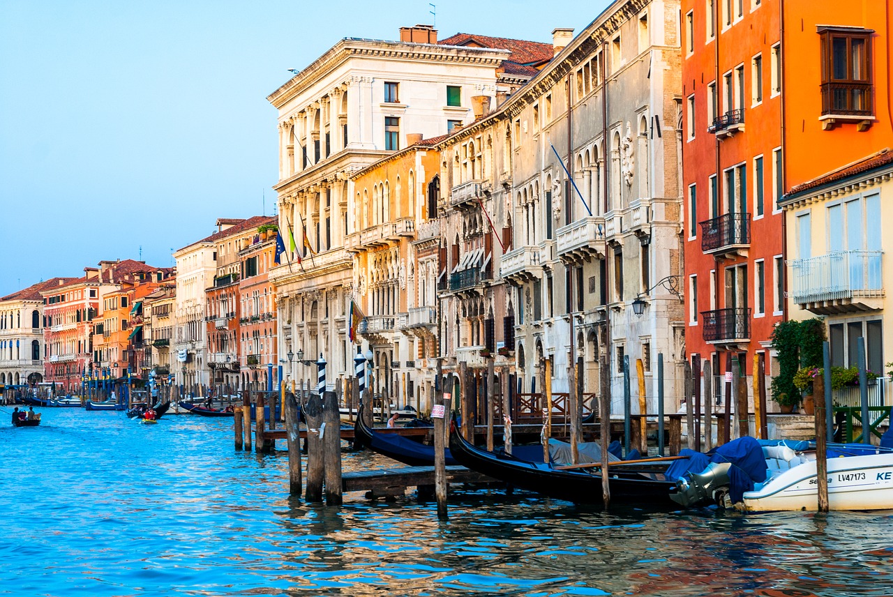 venice the sun holidays free photo