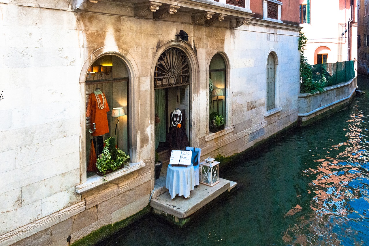 venice the sun holidays free photo