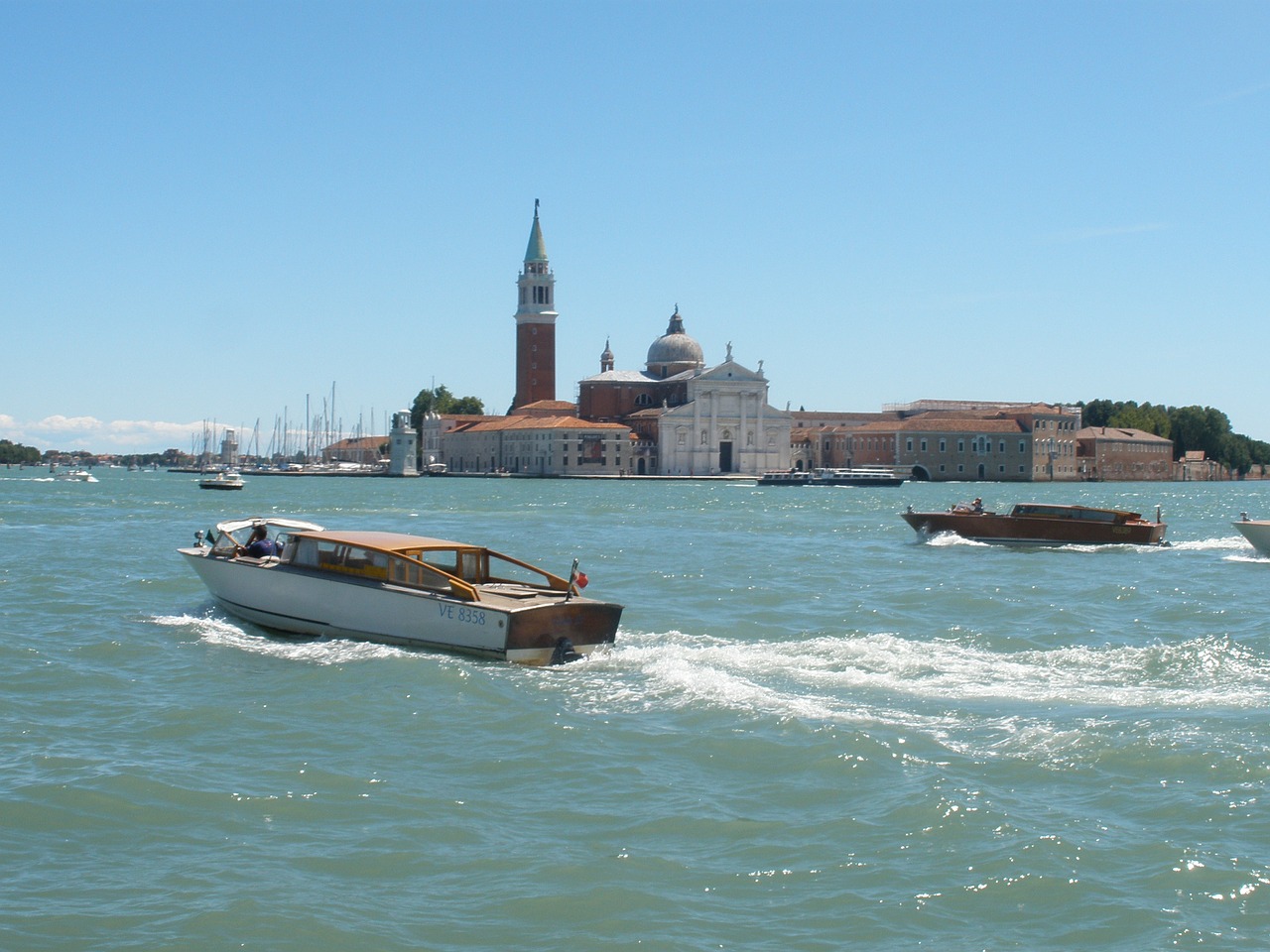 venice town on the river small venice free photo