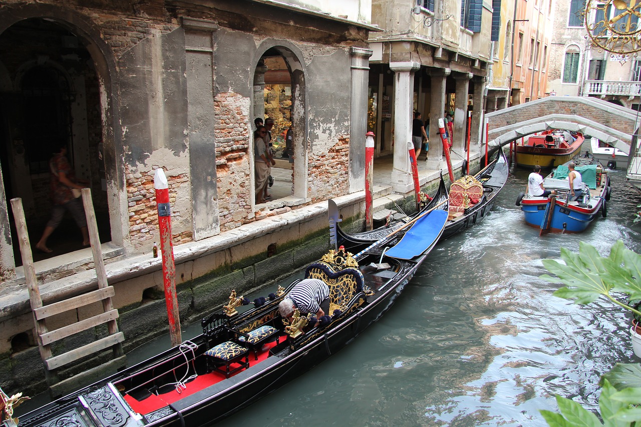 venice italy channels free photo