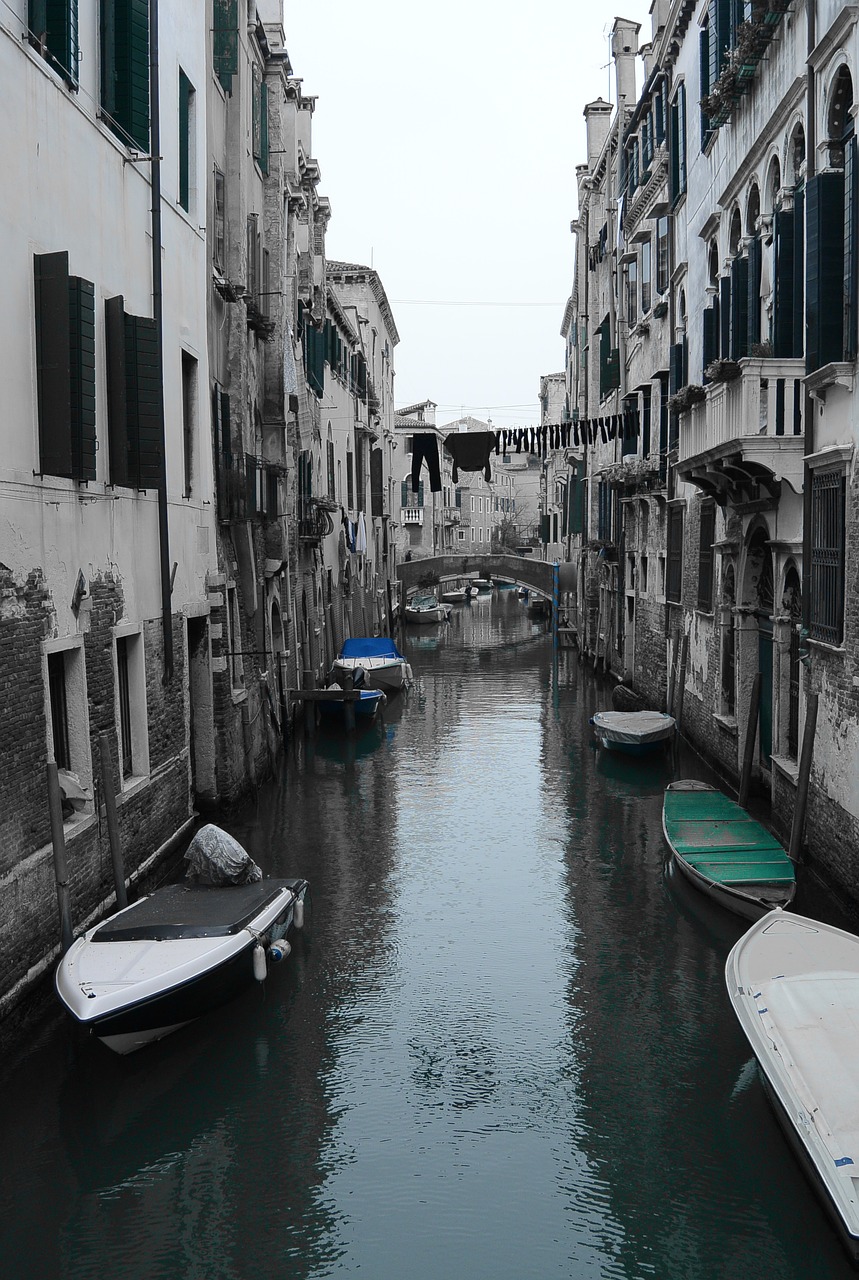 venice boats homes free photo