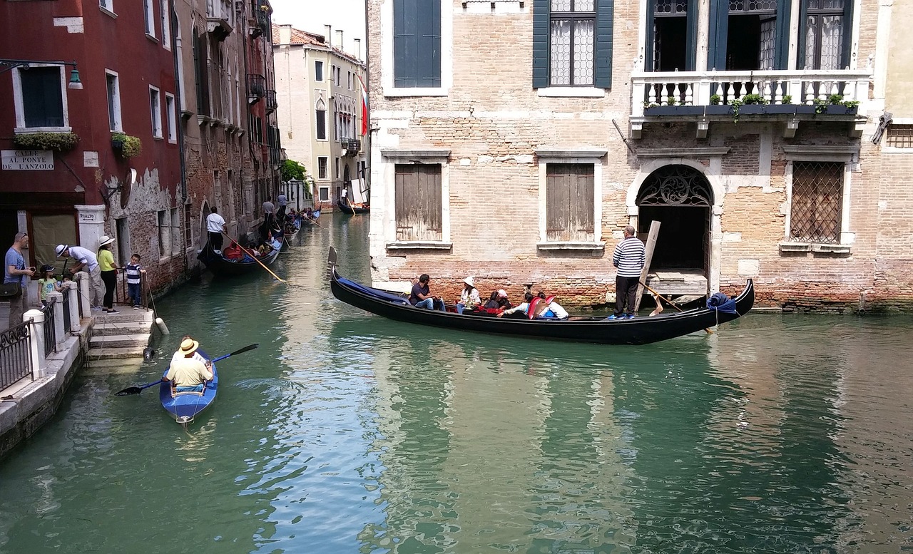 venice italy channel free photo