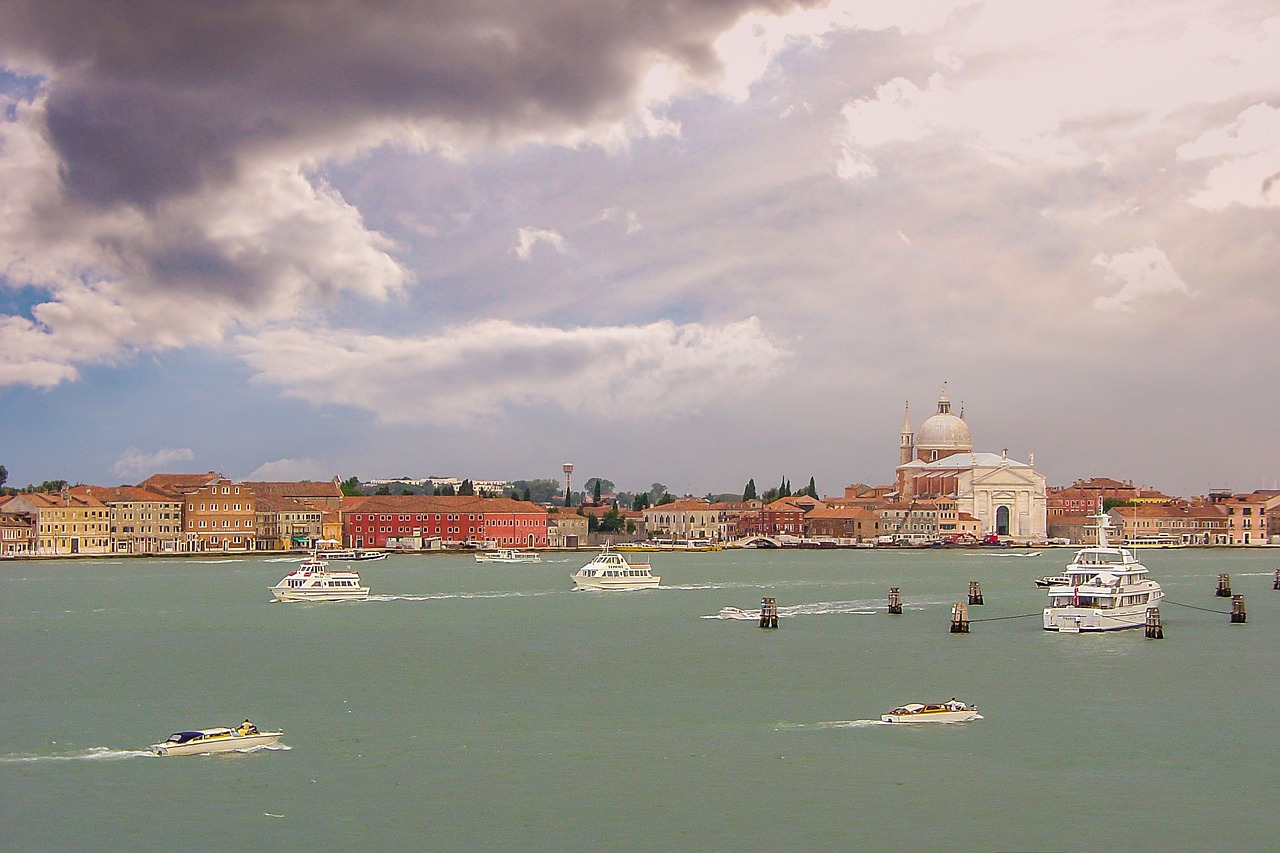 venice canal europe free photo