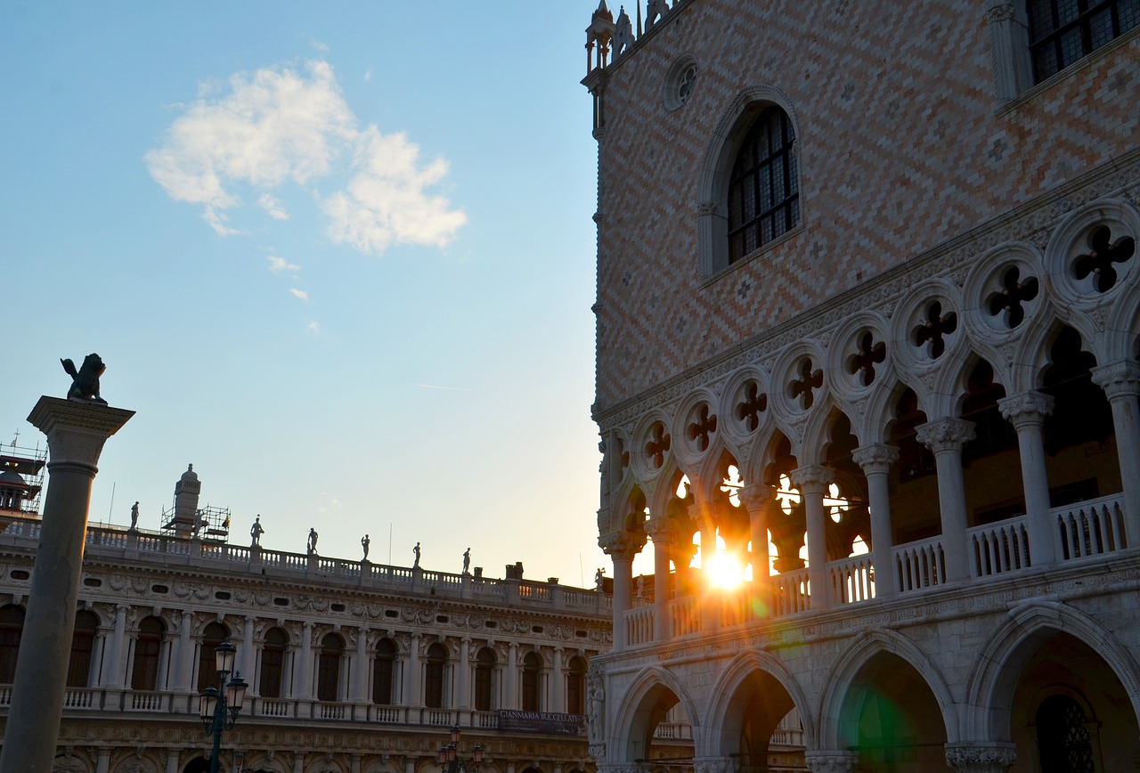 venice doge's palace arch free photo