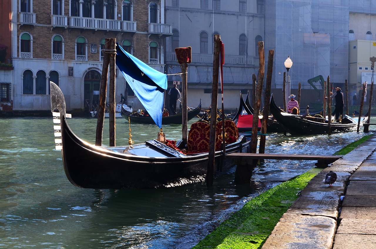 venice italy gondola free photo