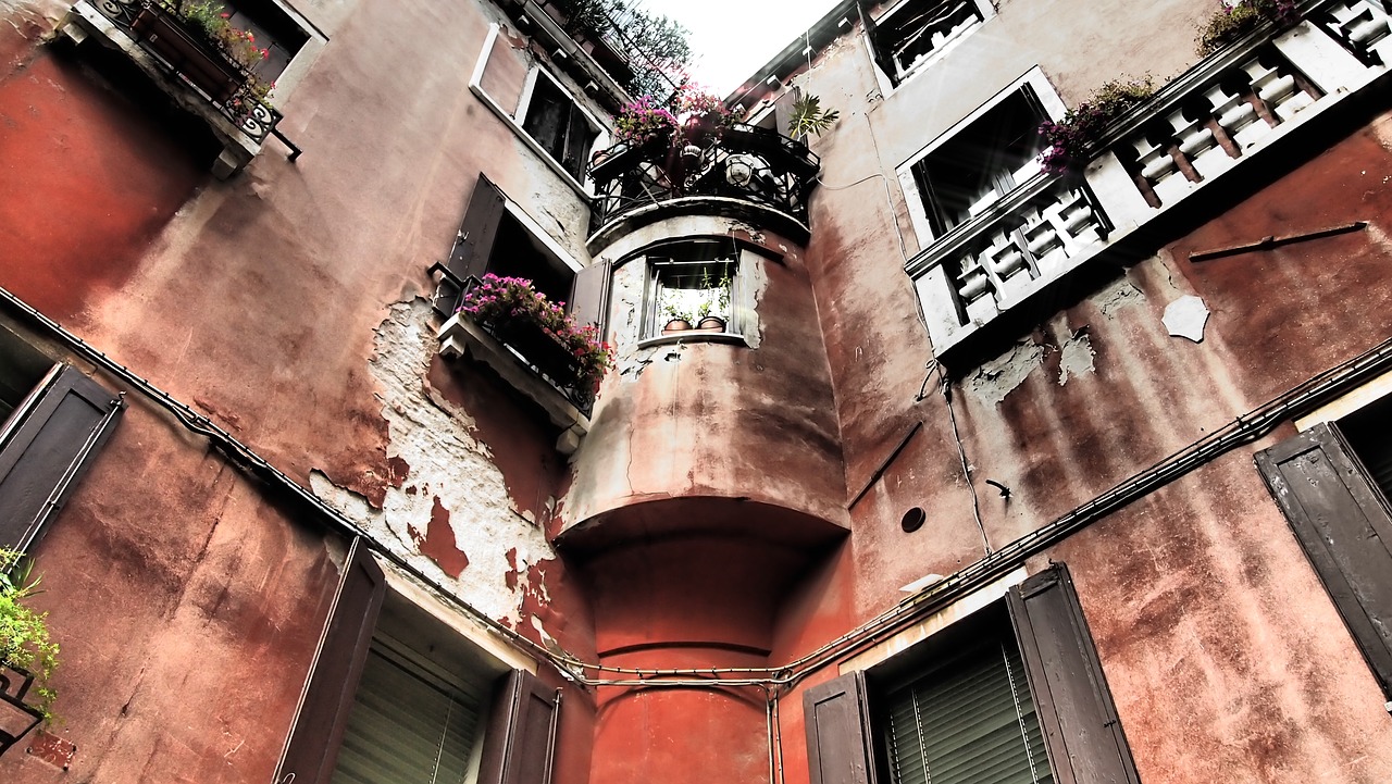 venice facade sky free photo