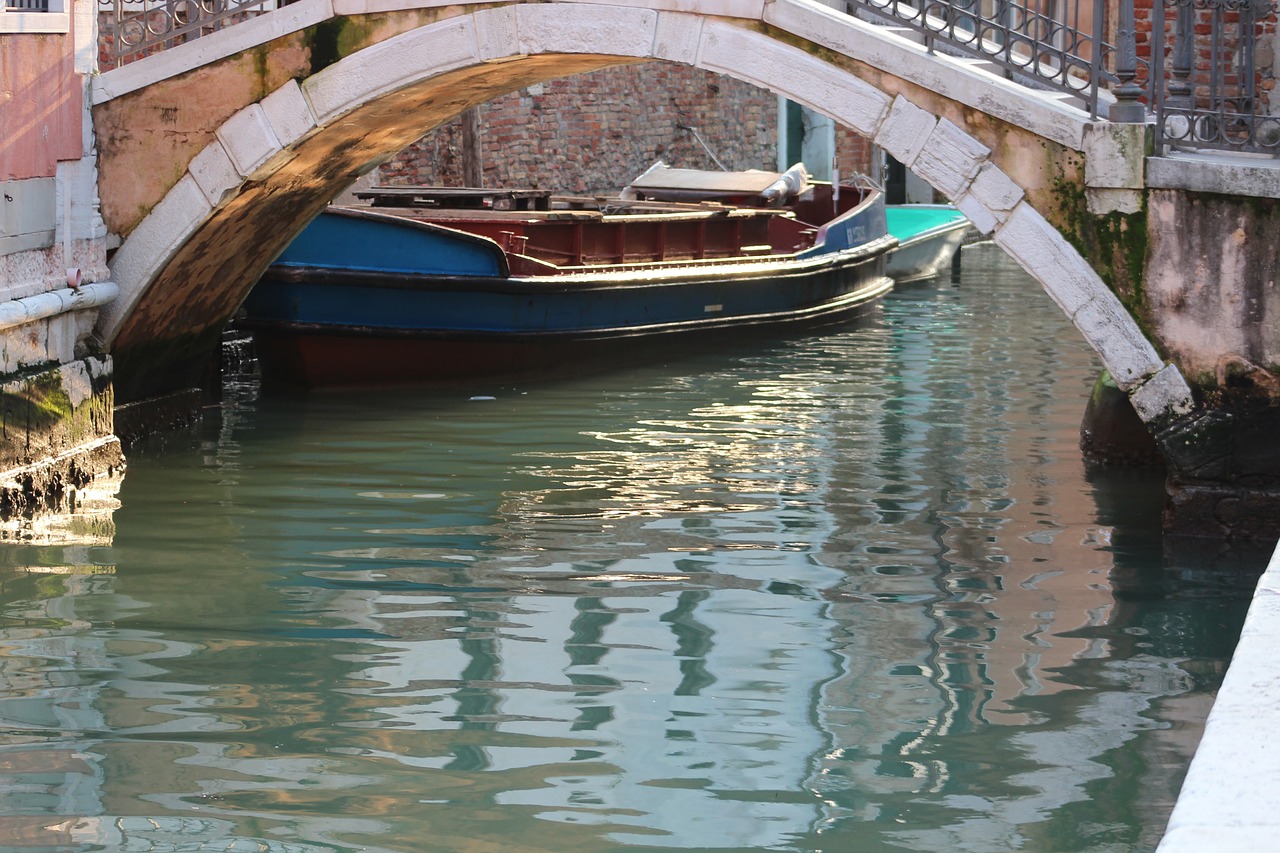 venice canal italy free photo