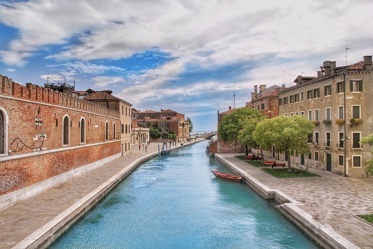venice channel travel free photo