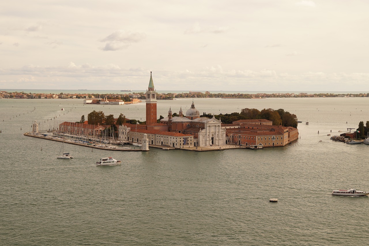 venice city church free photo