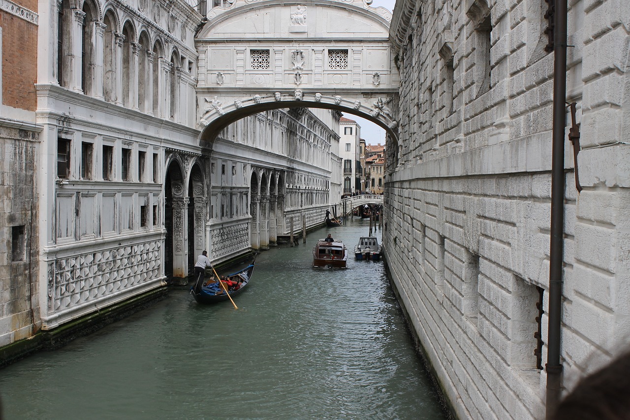 venice the bridge of sighs channel free photo