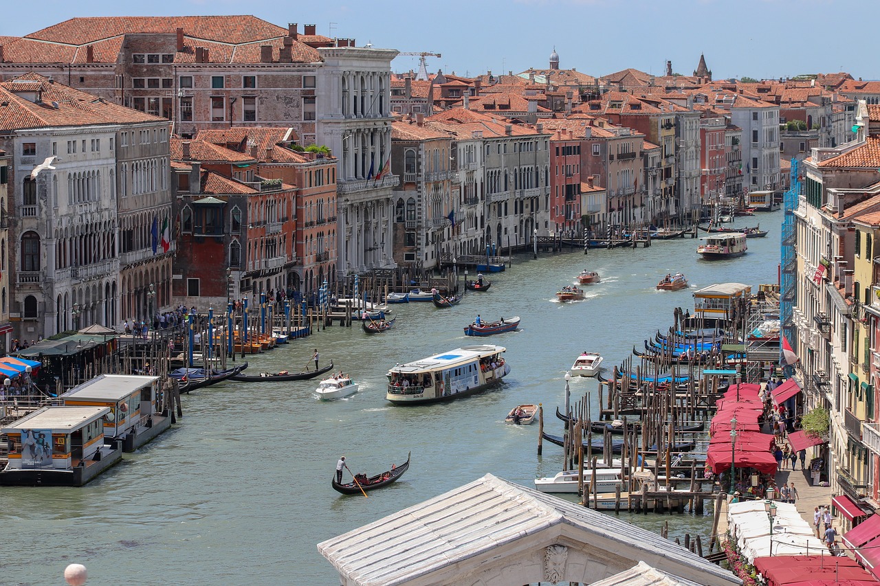 venice  roofs  channel free photo