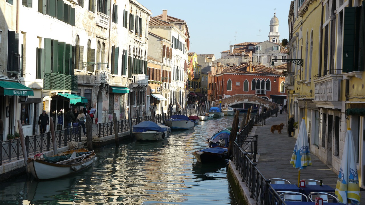 venice  italy  channel free photo