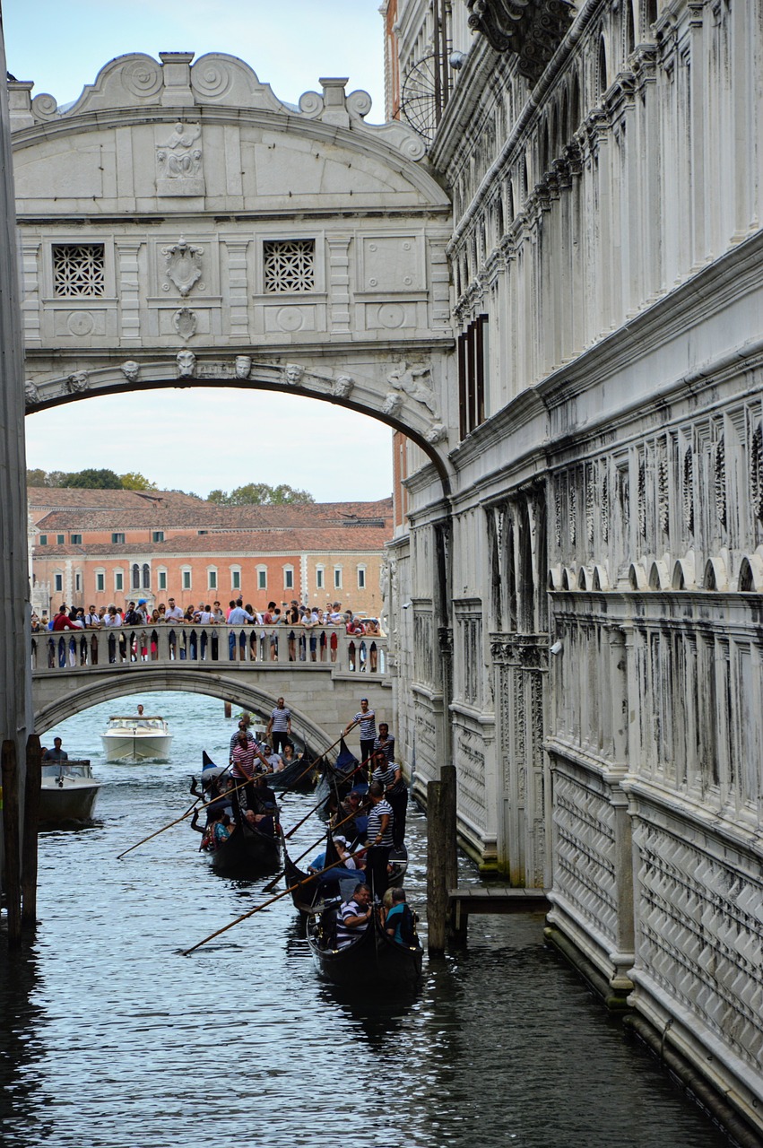 venice  sighs  bridge free photo