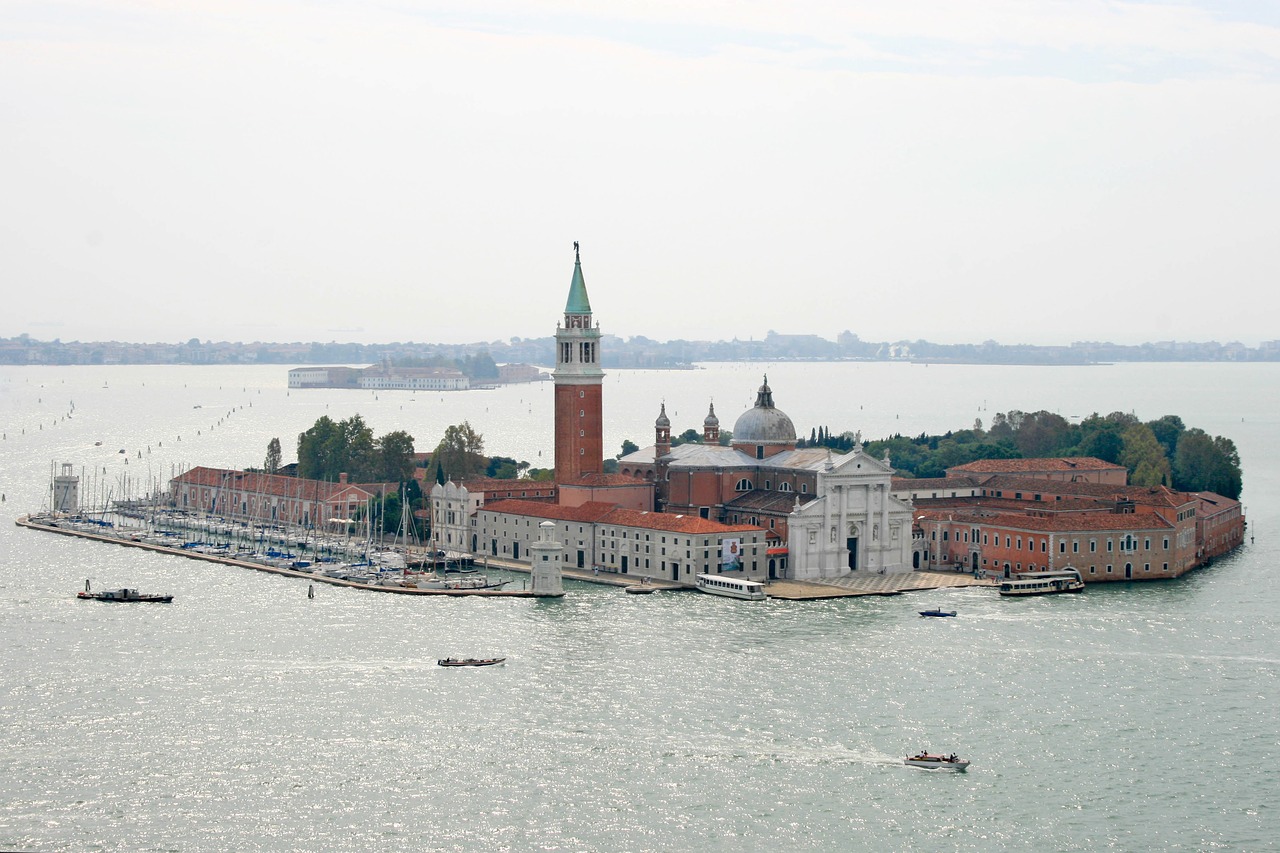 venice  island  italy free photo