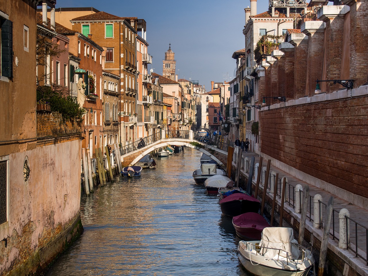 venice  italy  channel free photo