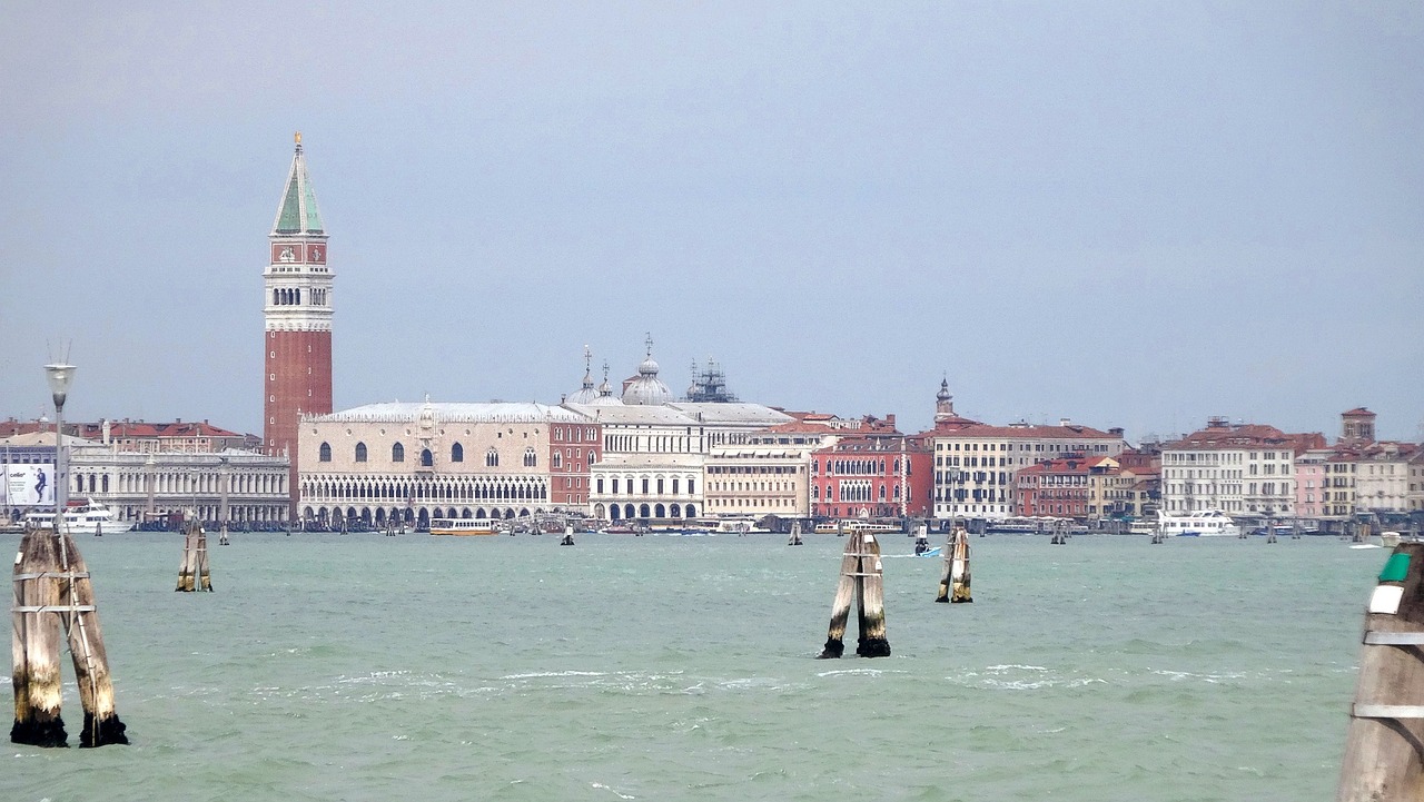 venice italy doge's palace free photo