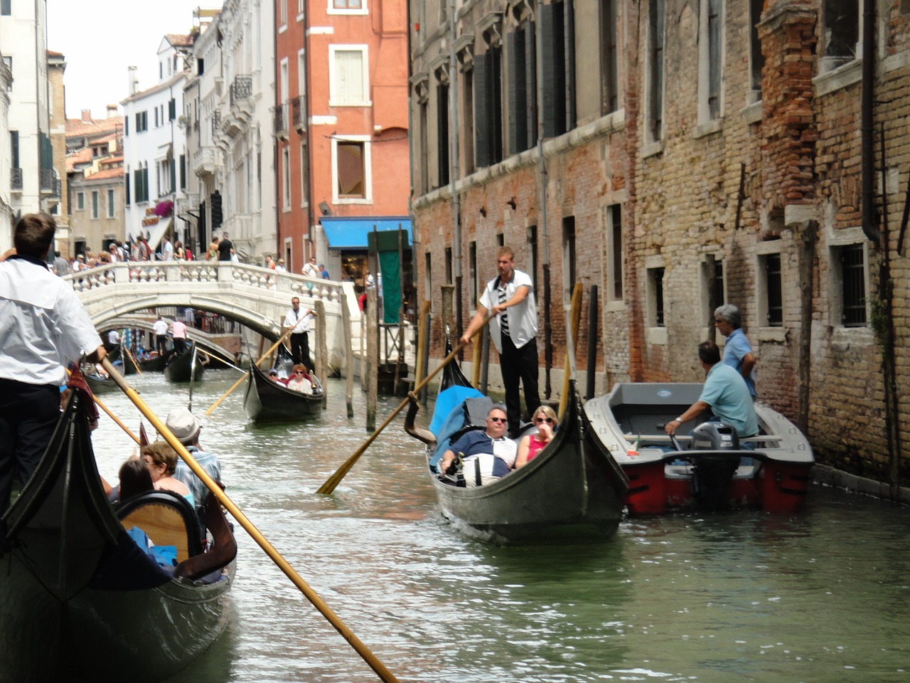 venice gondola famous free photo