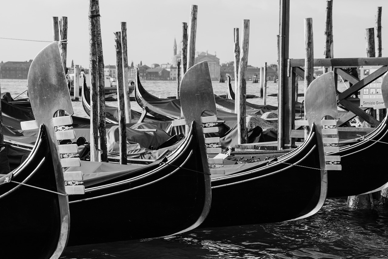 venice gondolas water free photo