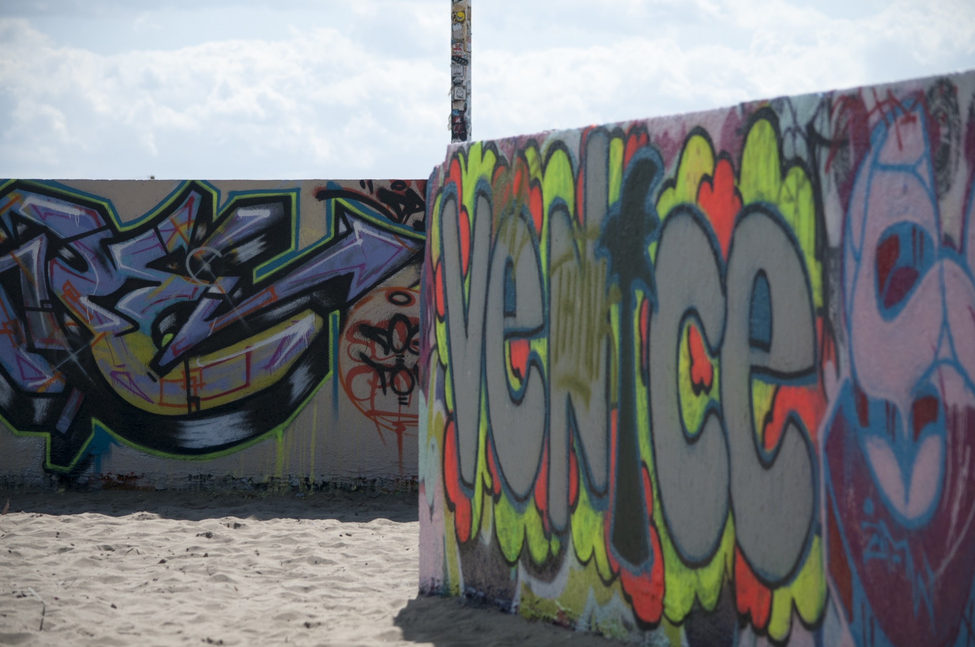 graffiti street art venice beach free photo