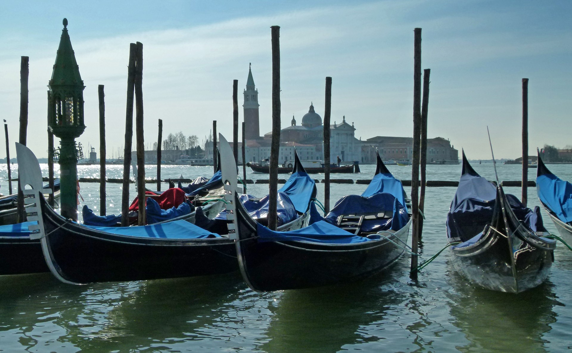 gondola venetian transport free photo