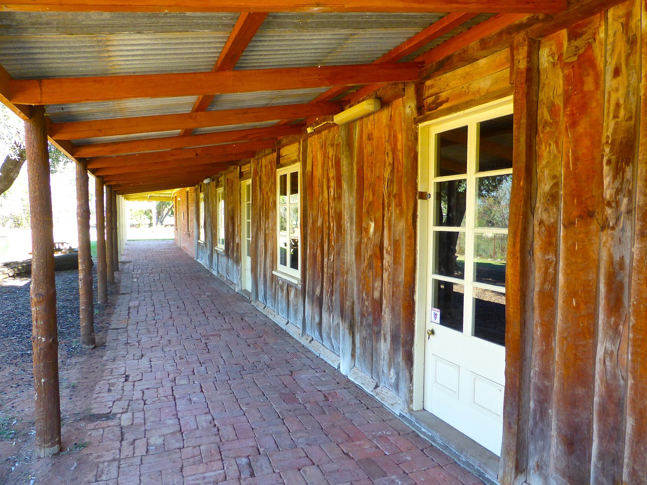 verandah slab hut wooden free photo