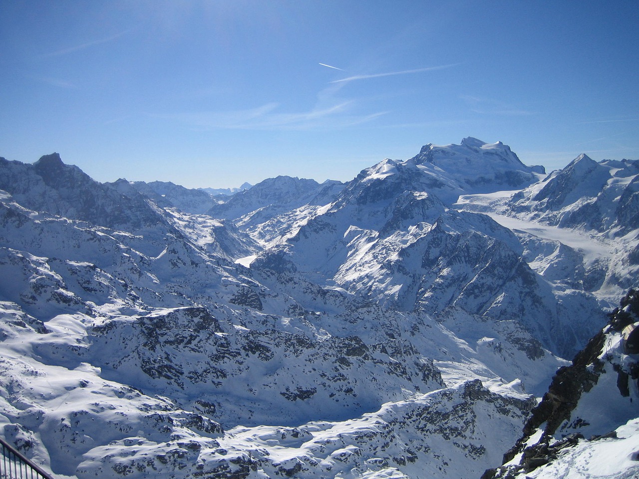 verbier mountain snow free photo