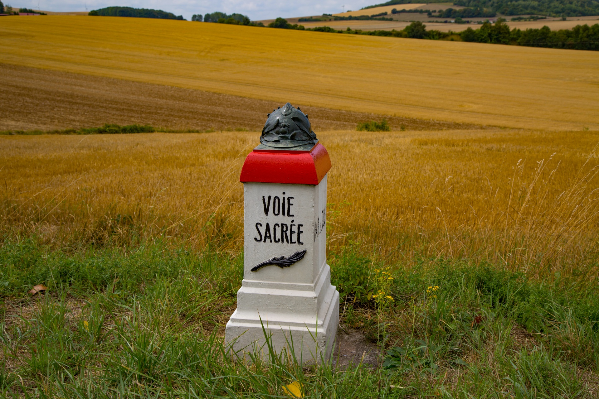 demarcation france highway free photo