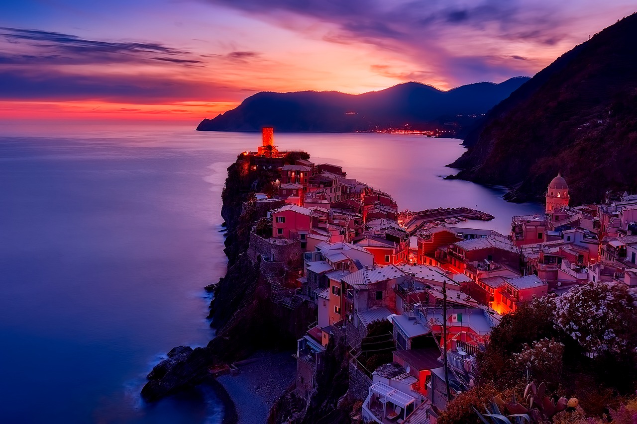 vernazza italy sunset free photo