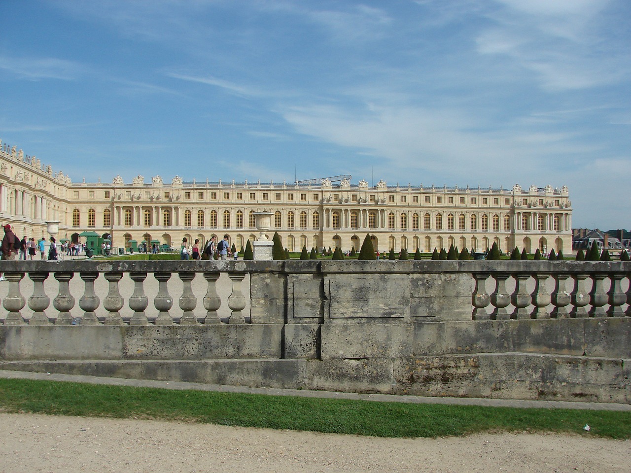 versailles castle architecture free photo