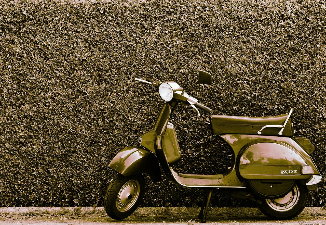 vespa roller motor scooter free photo
