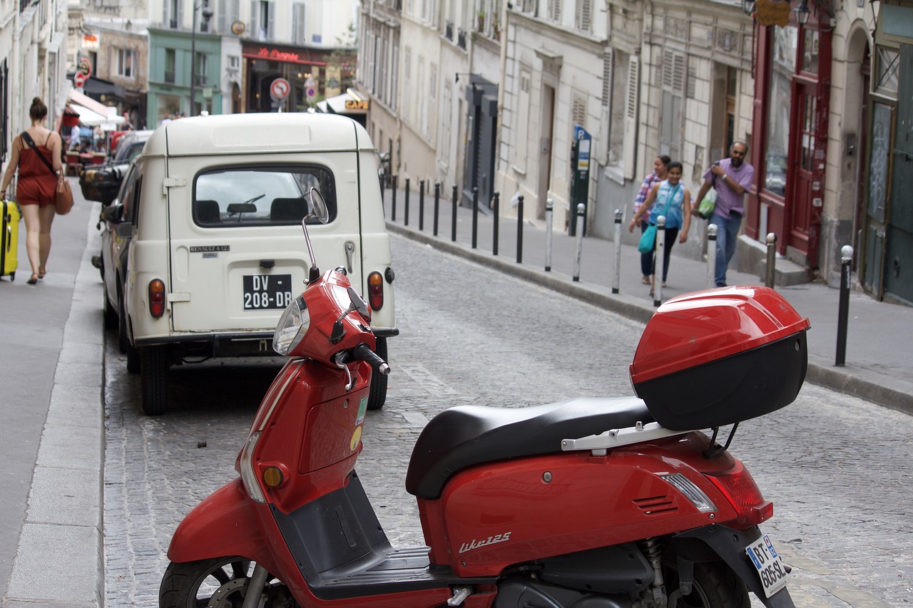 vespa paris lane free photo