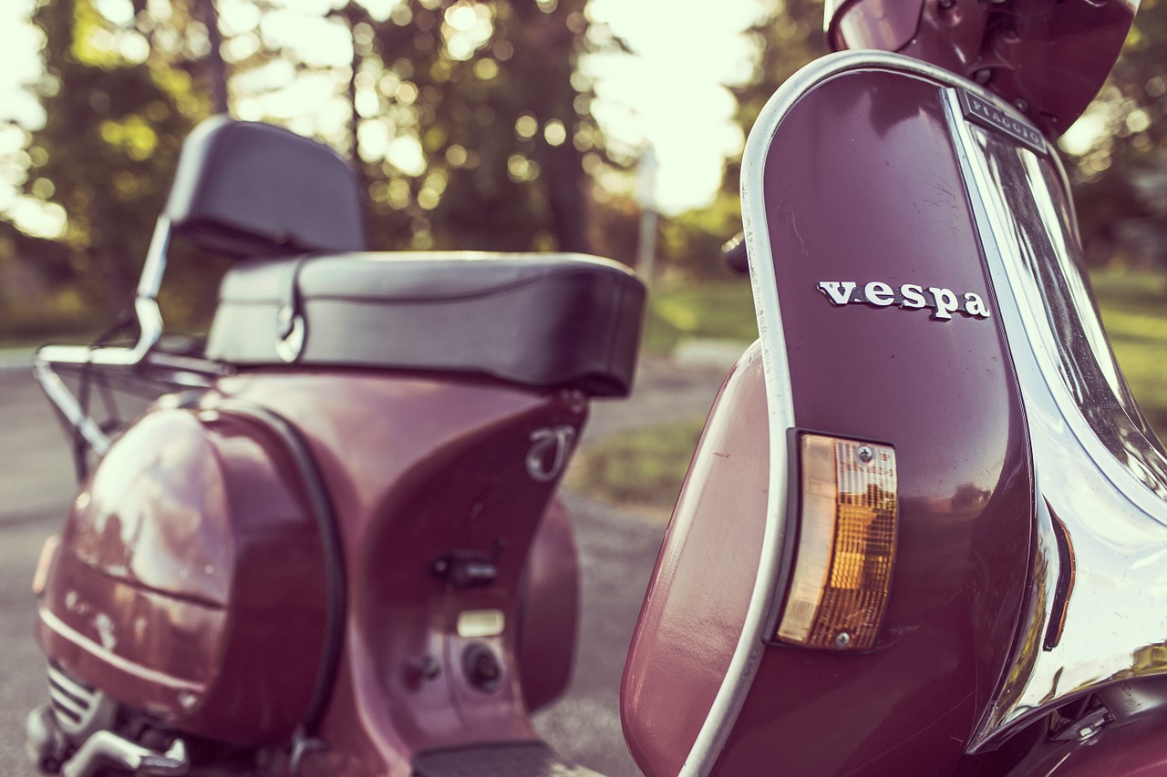 vespa motorcycle scooter free photo