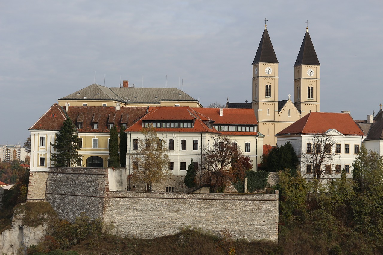 veszprém veszprém city castle free photo