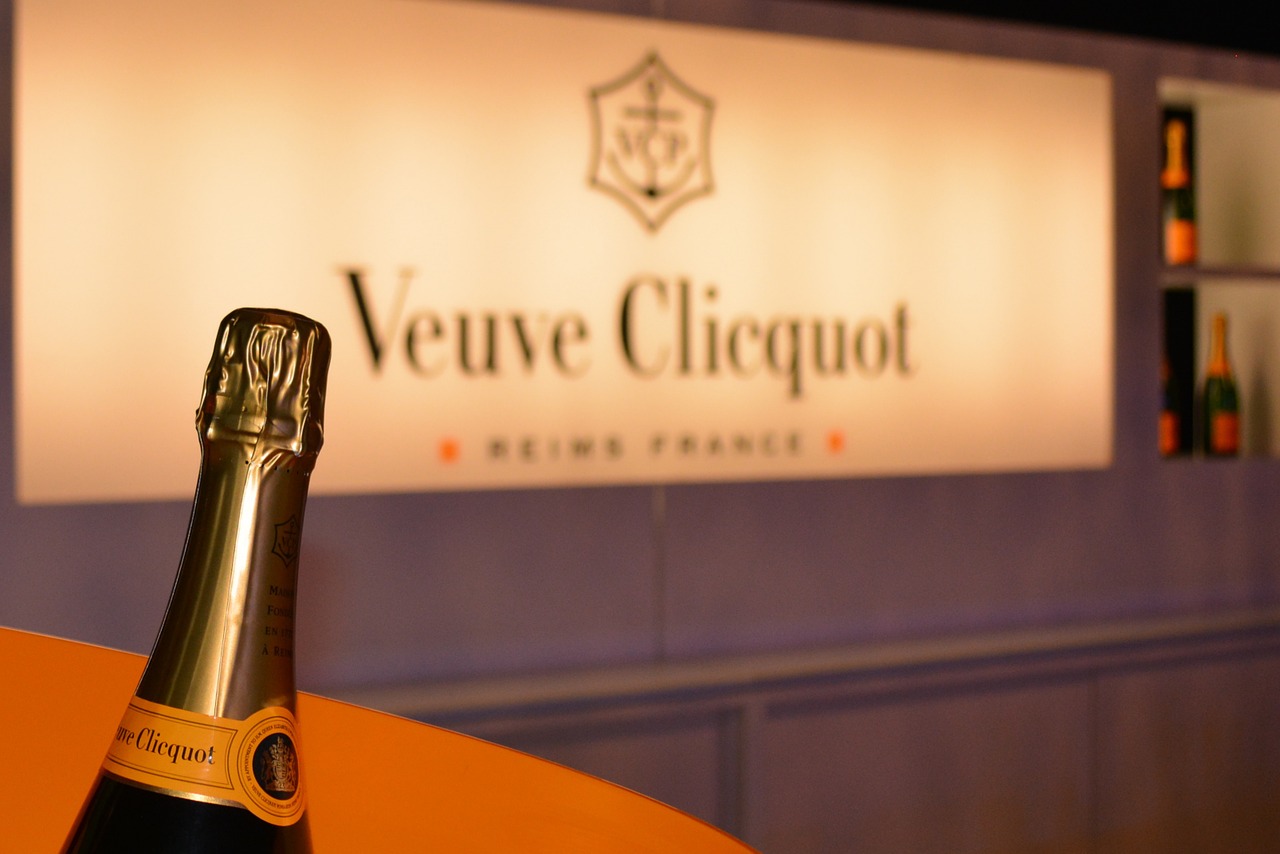 veuve cliquot champagne luxury free photo