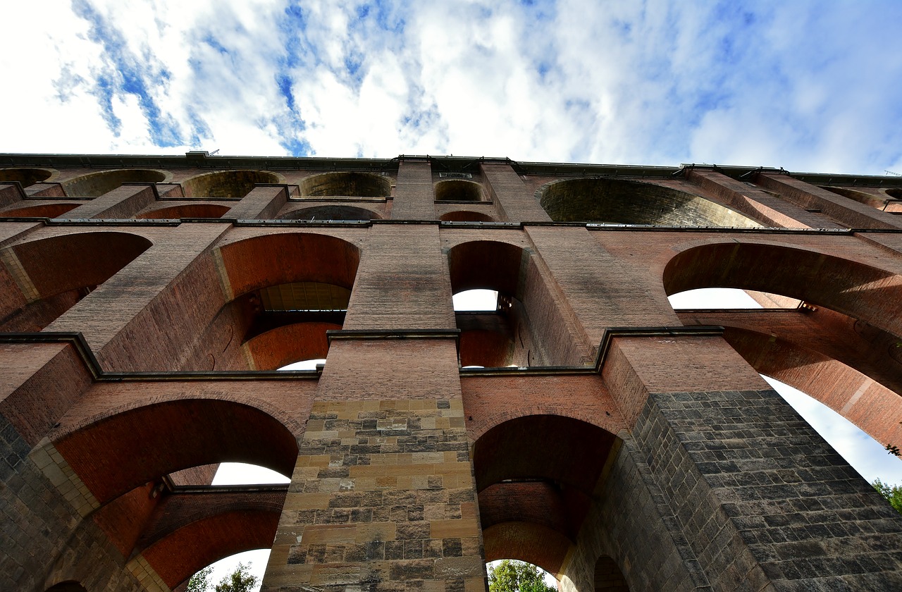 viaduct  railway  architecture free photo